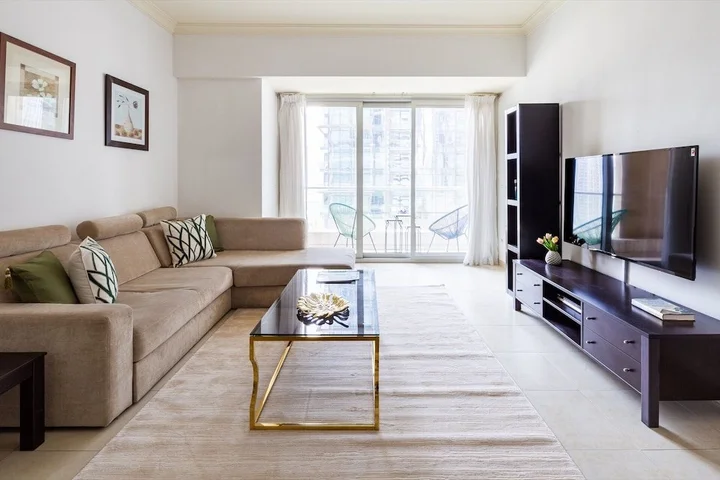 Дубай: Elegant & Spacious 2BR Apartment In Dubai Marina