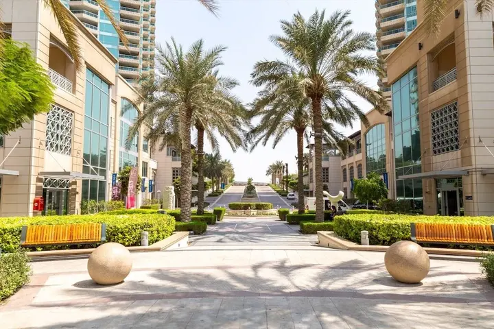 Дубай: Elegant & Spacious 2BR Apartment In Dubai Marina