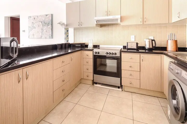 Дубай: Stylish + Cozy 1BR in Sports City