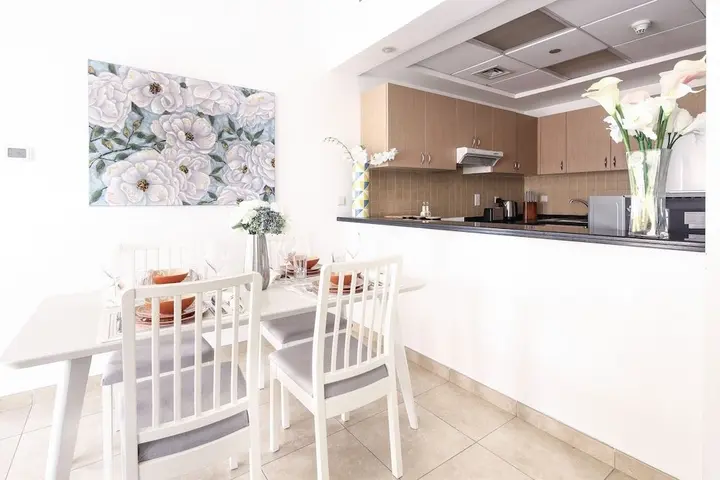 Дубай: Stylish + Cozy 1BR in Sports City