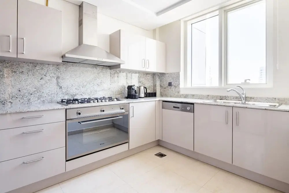 Дубай: Luxurious Living In This 2BR With Study in Downtown Dubai - Sleeps 5!