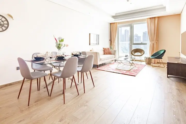 Дубай: Luxurious Living In This 2BR With Study in Downtown Dubai - Sleeps 5!