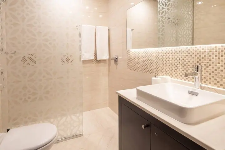 Дубай: Luxurious Living In This 2BR With Study in Downtown Dubai - Sleeps 5!