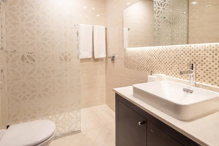 Дубай: Luxurious Living In This 2BR With Study in Downtown Dubai - Sleeps 5!