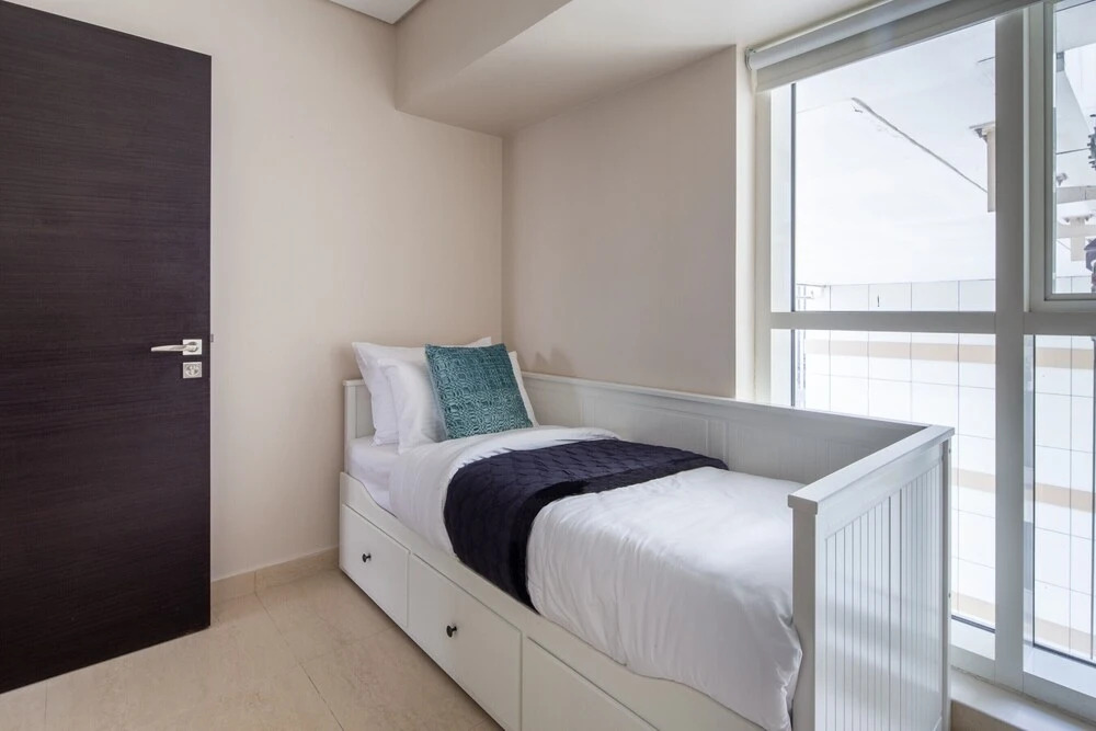 Дубай: Rich & Vibrant 2BR With Study in Downtown Dubai
