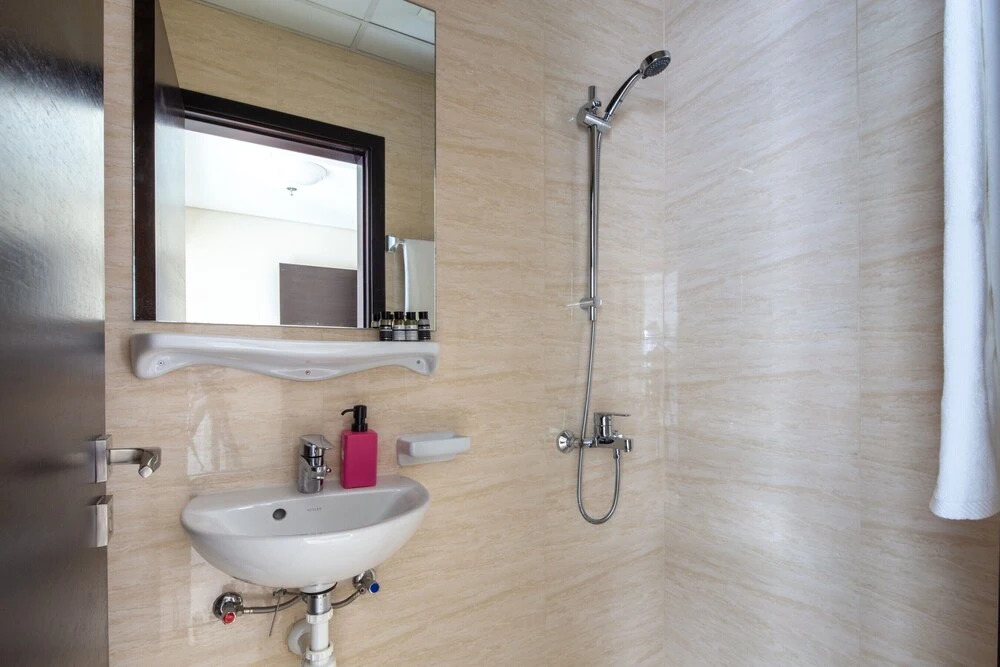 Дубай: Rich & Vibrant 2BR With Study in Downtown Dubai