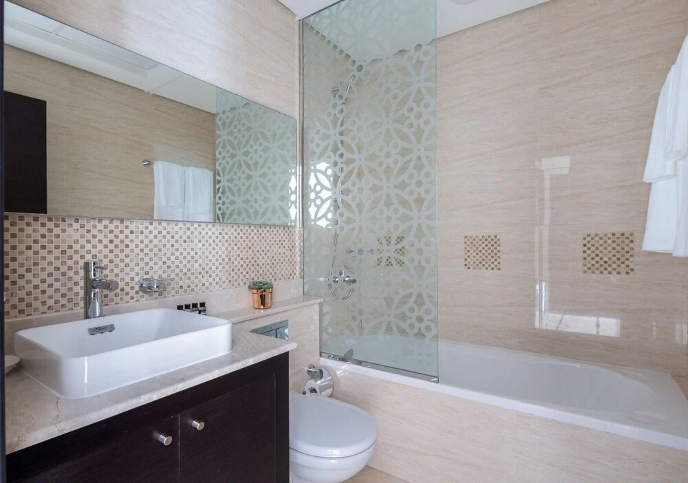 Дубай: Rich & Vibrant 2BR With Study in Downtown Dubai