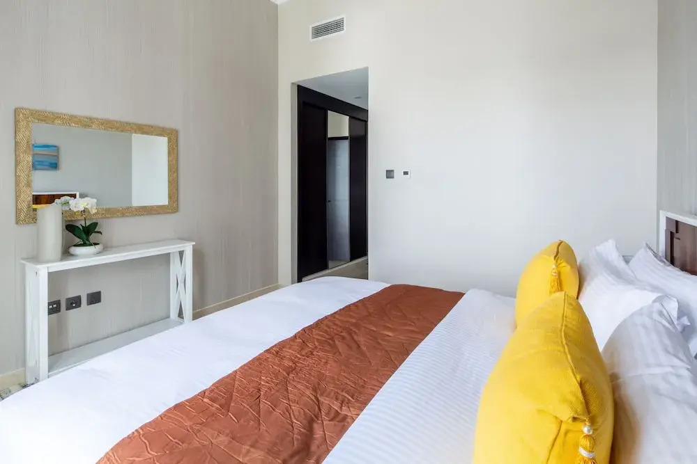 Дубай: Rich & Vibrant 2BR With Study in Downtown Dubai