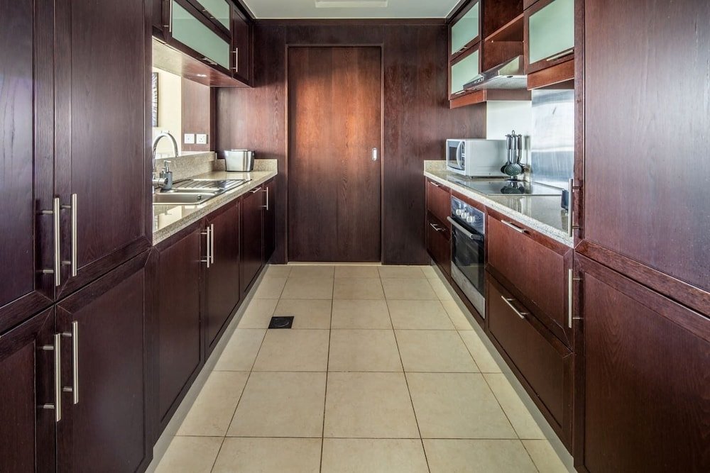 Дубай: Lavish 2BR With Picturesque Burj Khalifa Views!