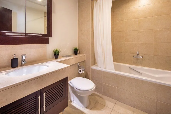 Дубай: Lavish 2BR With Picturesque Burj Khalifa Views!