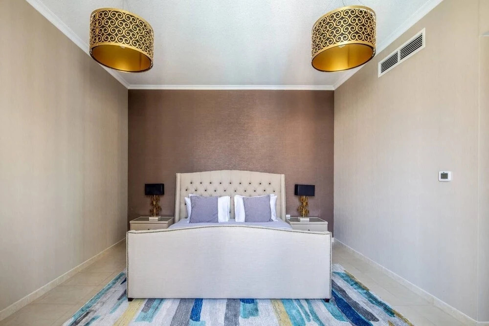 Дубай: Lavish 2BR With Picturesque Burj Khalifa Views!