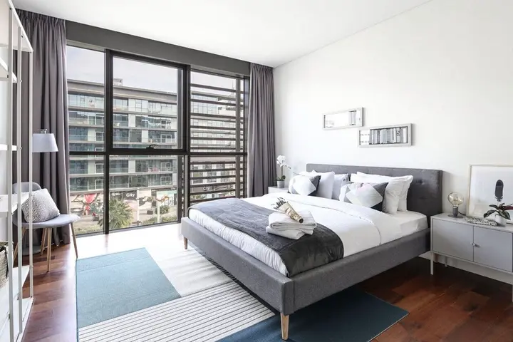 Дубай: Stunning And Premium 3BR In The Heart Of City Walk