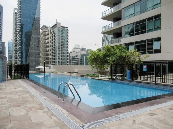 Дубай: Unique & Stylish 1BR w/ Incomparable Marina Views!