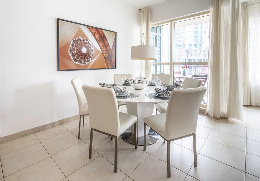 Дубай: Unique & Stylish 1BR w/ Incomparable Marina Views!