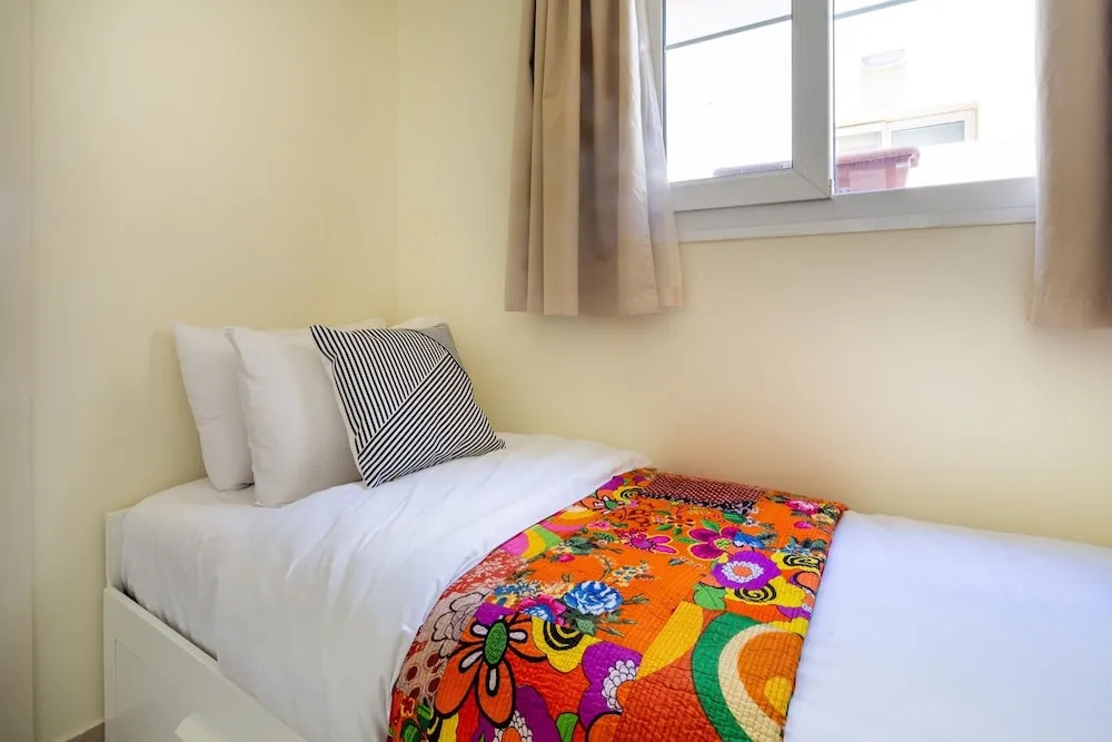 Дубай: Radiant & Lush 2BR Villa In The Springs 11 - Sleeps 6!