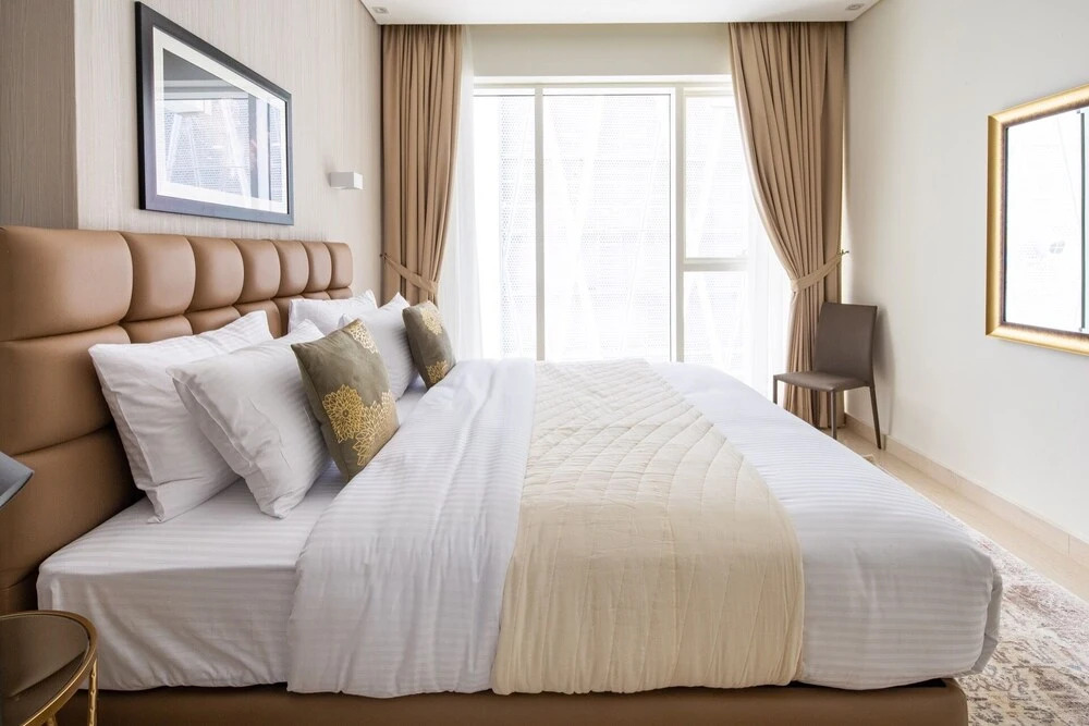 Дубай: Opulent 2BR With Study In Downtown Dubai