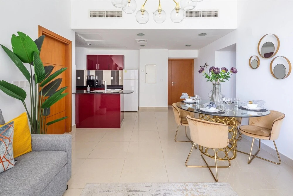 Дубай: Elegant and Functional 2BR in Marina - Sleeps 5!