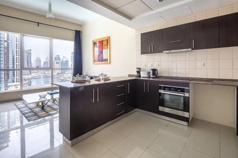 Дубай: Astonishing 1BR Apt With Amazing Marina Views
