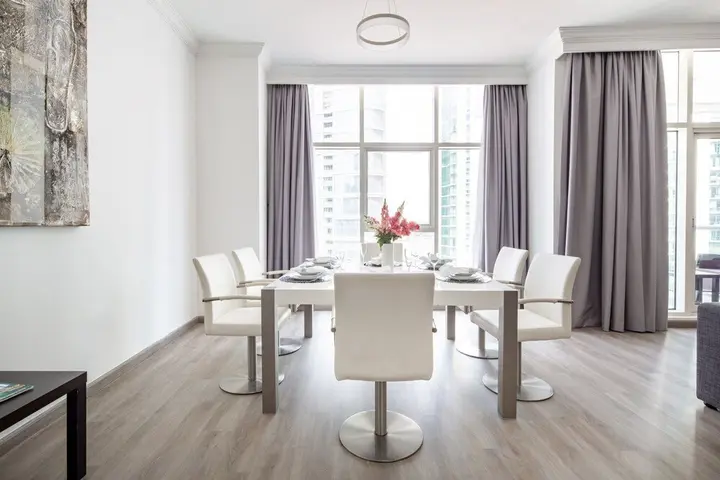 Дубай: Ravishing 3BR Apartment With Amazing Marina Views
