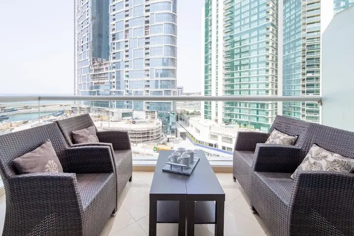 Дубай: Ravishing 3BR Apartment With Amazing Marina Views