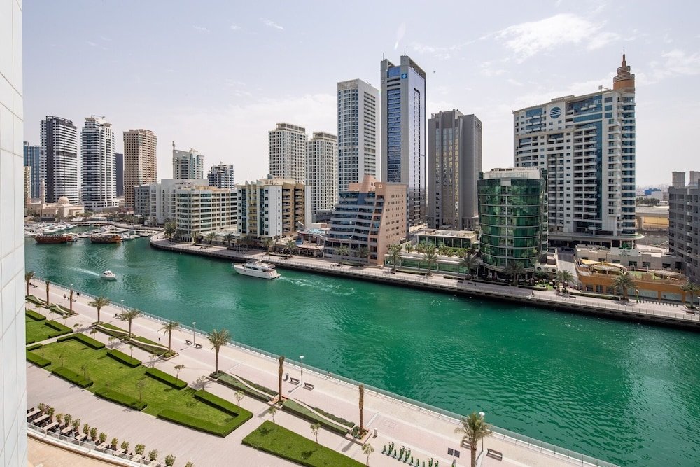 Дубай: Ravishing 3BR Apartment With Amazing Marina Views