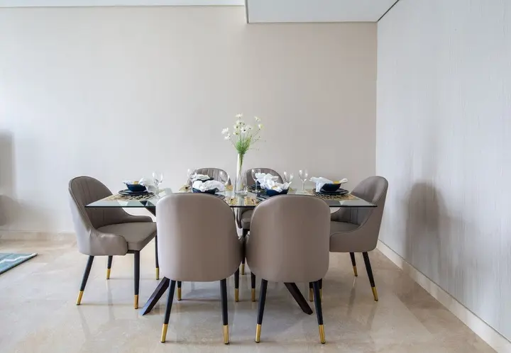 Дубай: Modern Luxury Living in This 3BR Apt in Downtown Dubai