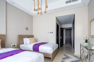 Дубай: Modern Luxury Living in This 3BR Apt in Downtown Dubai