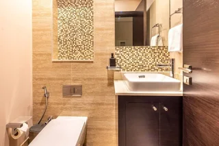 Дубай: Plush 3BR w/ Study in Prime District - Downtown Dubai!