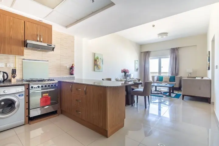Дубай: Modern Living In This 2BR Apt In The Heart of Downtown Jebel Ali - Sleeps 4!