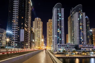 Дубай: Sophisticated 2BR in Dubai Marina - Your Dream Destination!