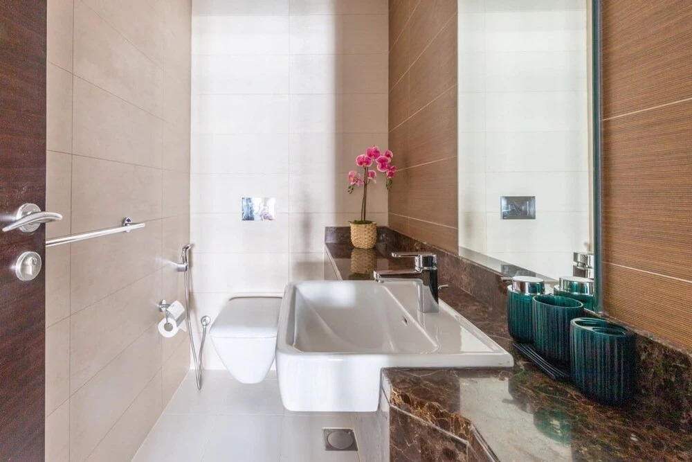 Дубай: Sophisticated 2BR in Dubai Marina - Your Dream Destination!