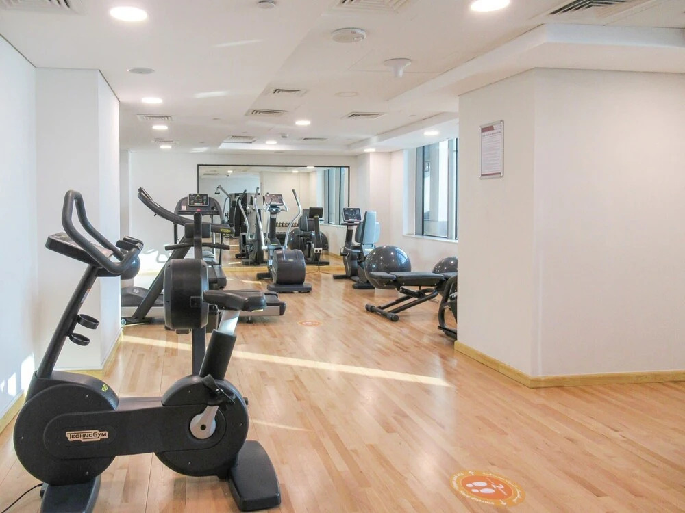 Дубай: Sophisticated 2BR in Dubai Marina - Your Dream Destination!