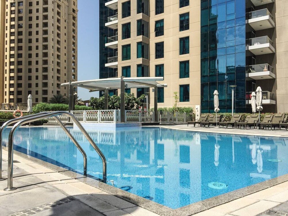 Дубай: Unique 1BR Loft in Dubai Marina!