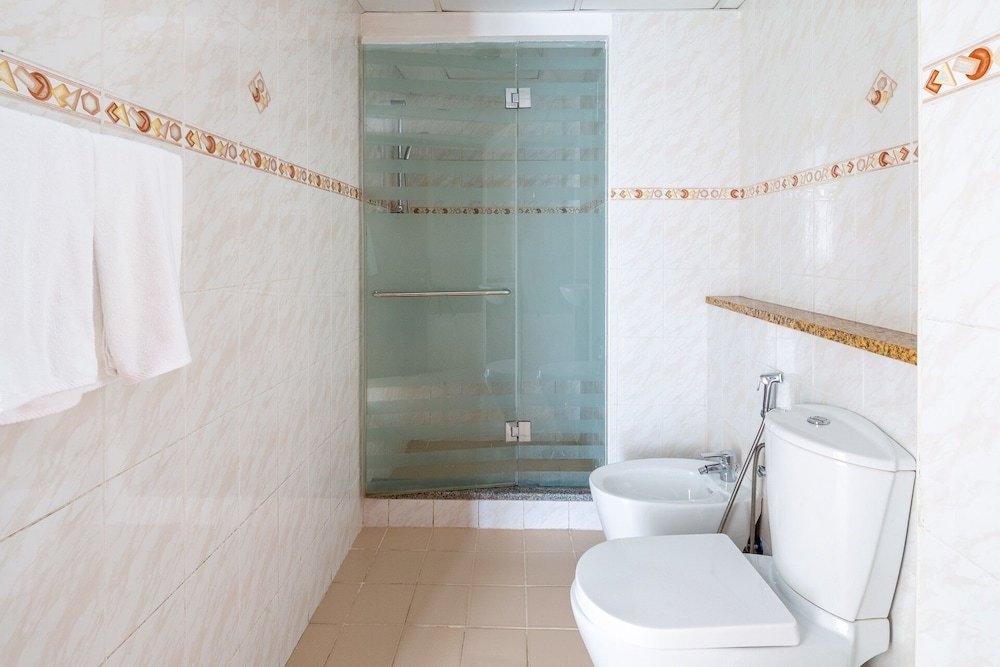Дубай: Fashionable 1BR in the Trendy Jlt! Sleeps 4!