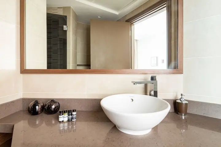 Дубай: Astonishing & Grand 3BR w/ Beach Views & 2 Balconies!
