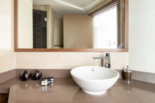 Дубай: Astonishing & Grand 3BR w/ Beach Views & 2 Balconies!