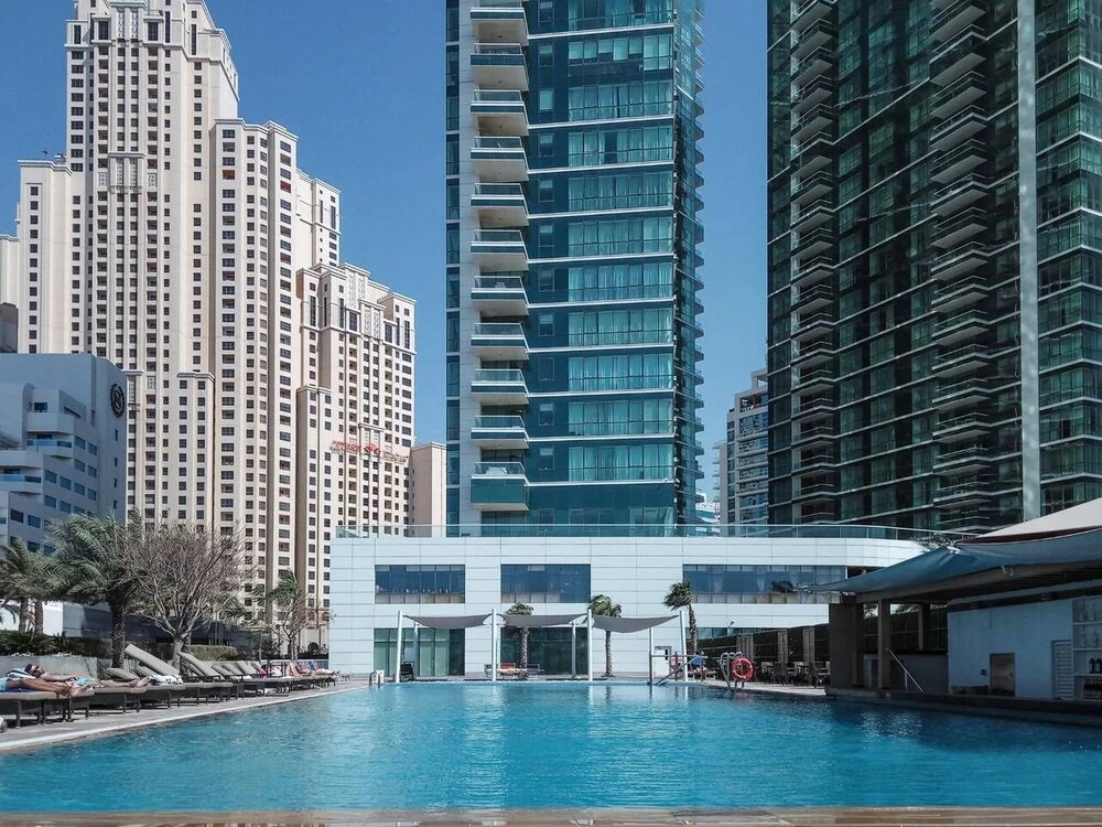 Дубай: Astonishing & Grand 3BR w/ Beach Views & 2 Balconies!