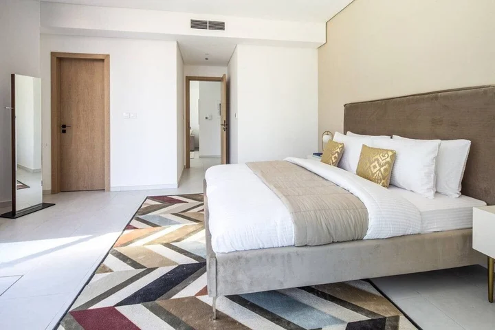 Дубай: Modern + Minimalist 1BR in Burj Khalifa Boulevard!