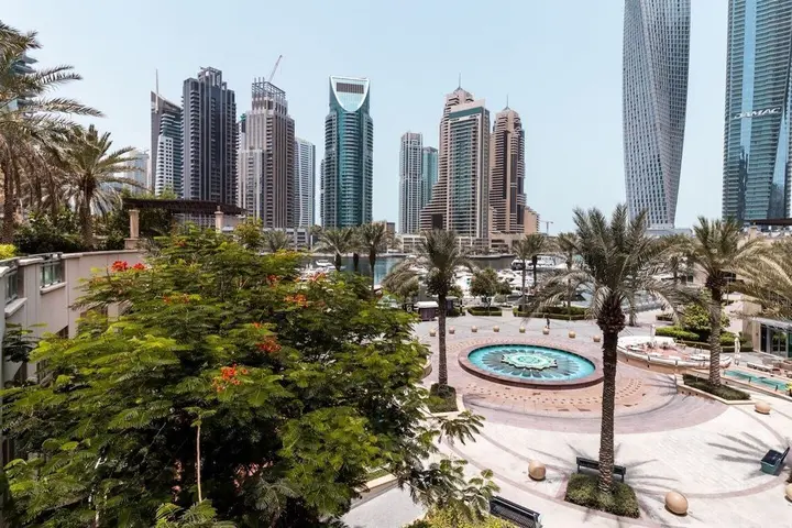 Дубай: Elegant 3BR in Dubai Marina With Scenic Views!