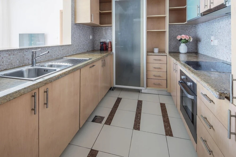 Дубай: Impressive 1BR w/ Incredible Marina Views!