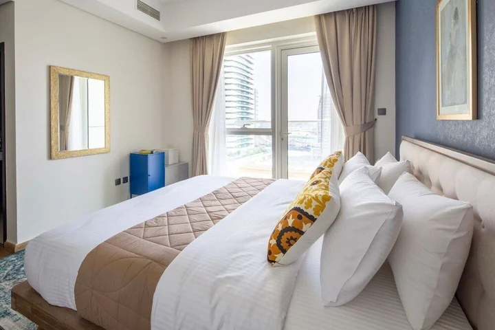 Дубай: Stunning 2BR With Study in Prime Downtown Dubai - Sleeps 5!