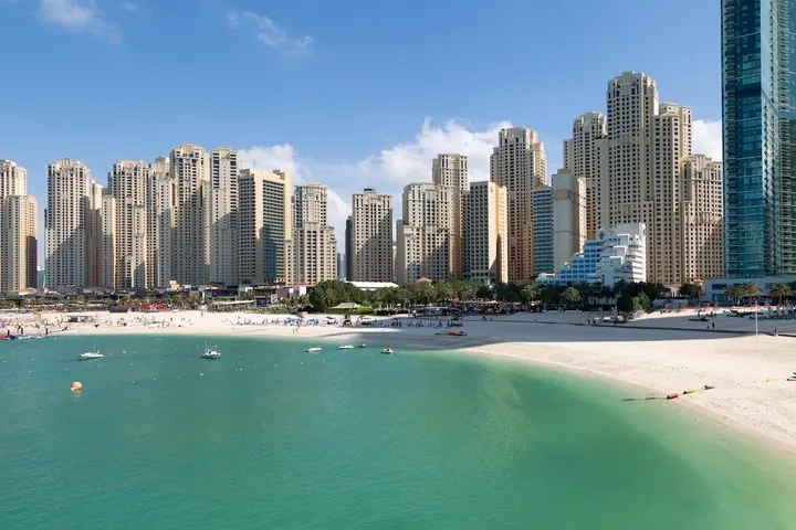Дубай: Luxurious 2BR in JBR With Amazing Marina Views!