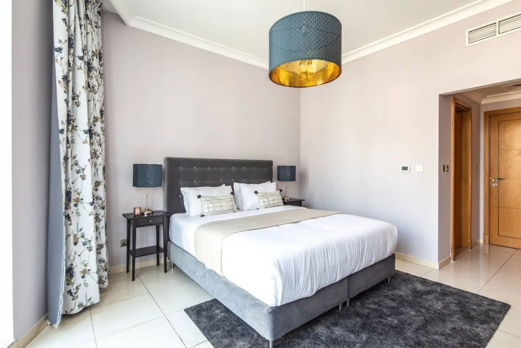 Дубай: Modern + Premium 2BR With Full Dubai Marina Views!