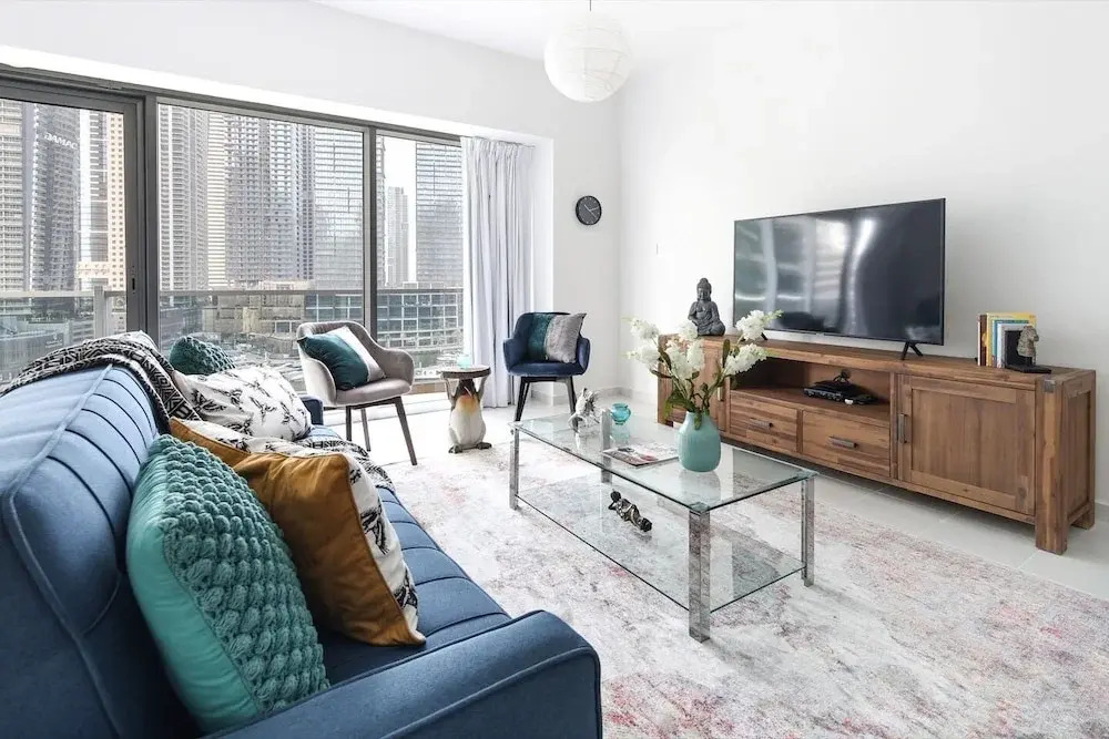 Дубай: Astounding Marina Views in This Elegant 3br!
