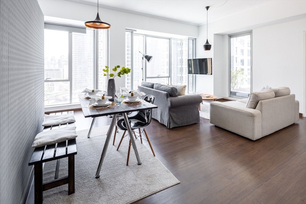 Дубай: Cozy and Stylish 1BR Apartment in Dubai Marina