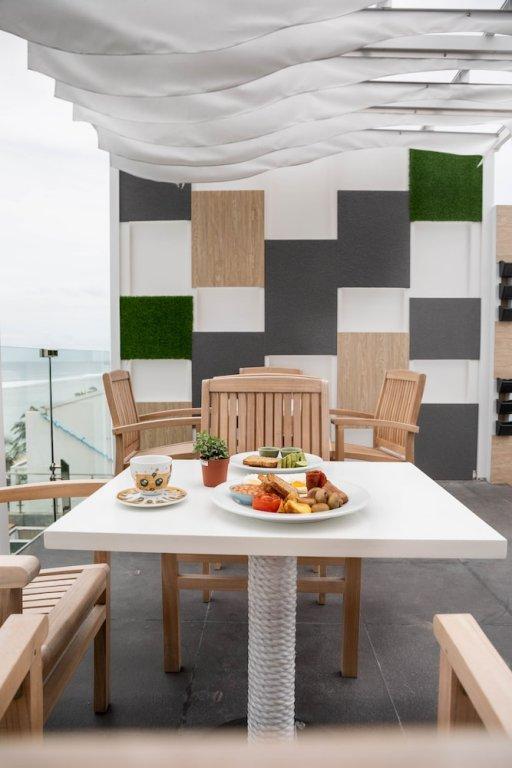 Хулхумале: Azuvia Beach Retreat Hulhumale