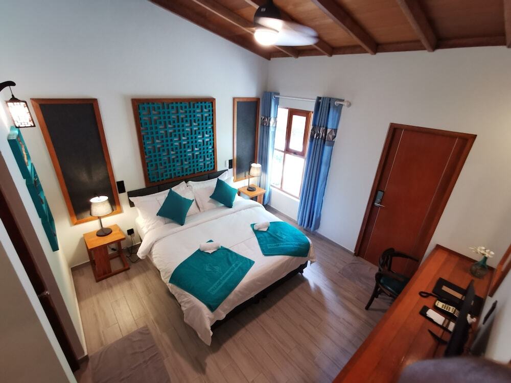Атолл Баа: Village Hideaways & Spas