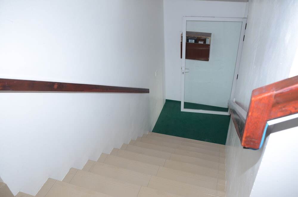 Атолл Алиф-Дхаалу: Cornerstay at Dhangethi