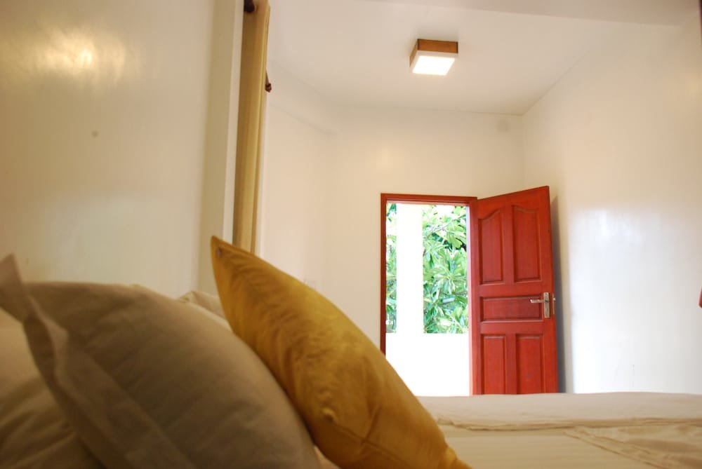 Атолл Алиф-Дхаалу: Cornerstay at Dhangethi