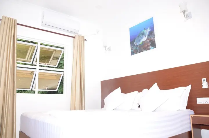Атолл Алиф-Дхаалу: Cornerstay at Dhangethi